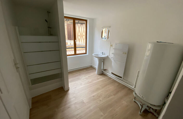 Appartement AUBIGNY SUR NERE - 2 pièce(s) - 60 m2 — photo 3