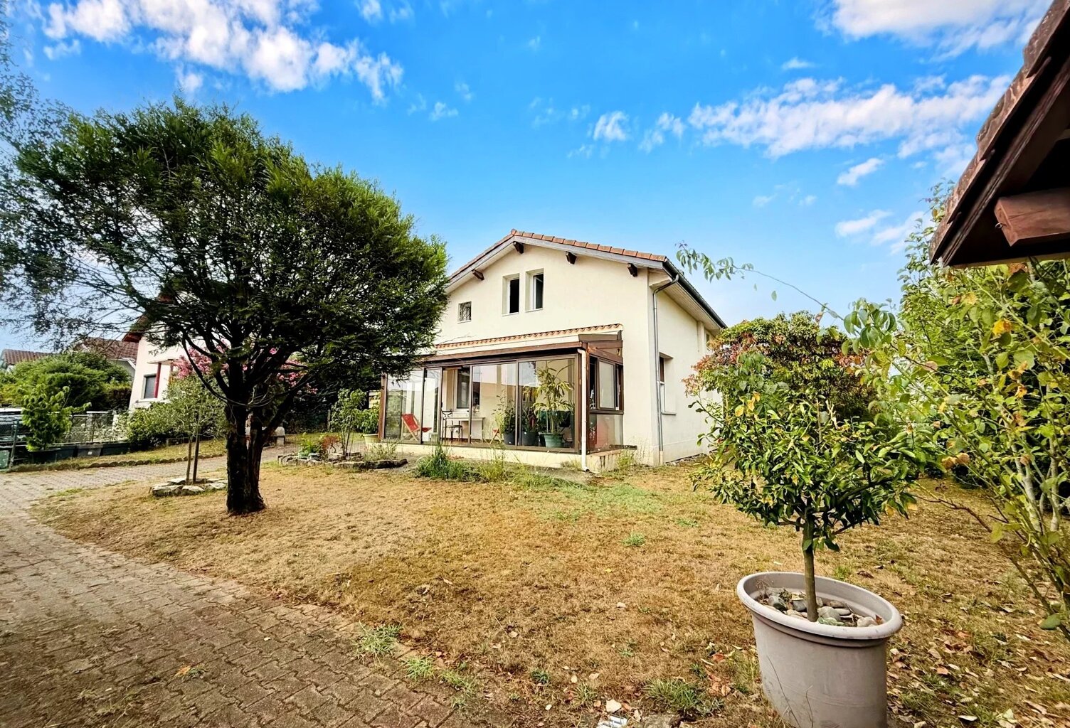 Maison familiale – 4 chambres – Environ 130 m² habitables – Terrain de 715 m² — photo 1