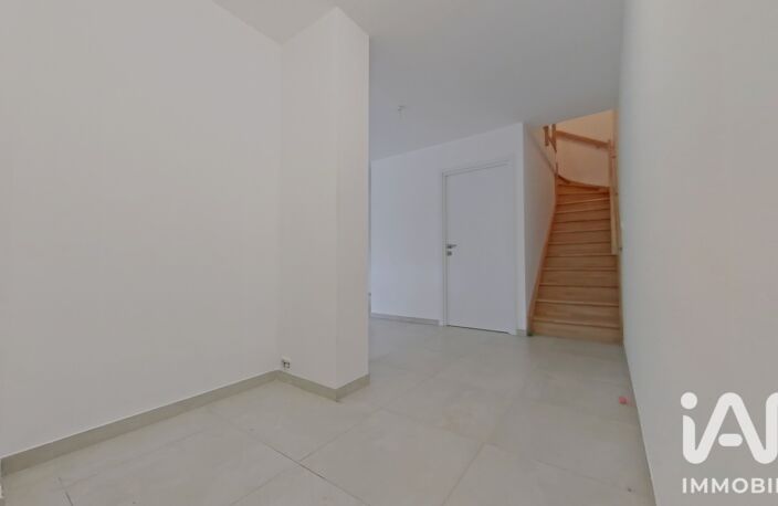 Vente Maison/villa 3 pièces — photo 2