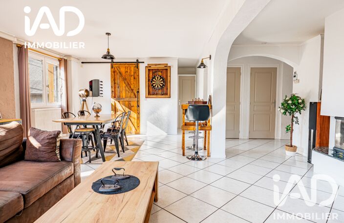 Vente Maison/villa 8 pièces — photo 3