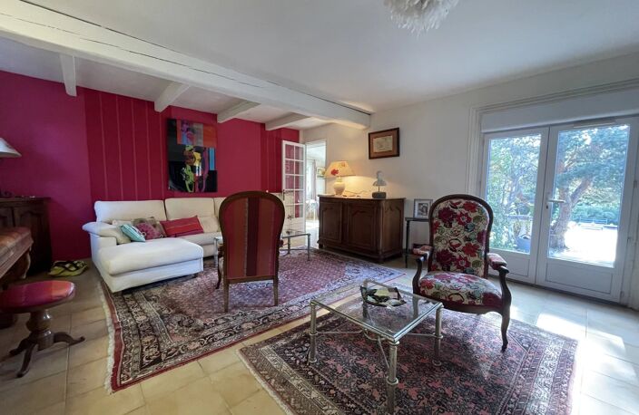 VILLA BAGNOLS-EN-FORÊT — photo 2