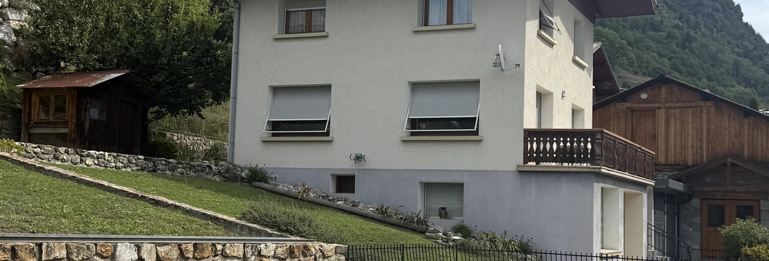 Maison 12 Pièces 163 m² à vendre à Bozel (73350)