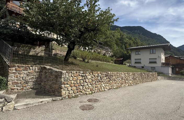 EXCLUSIVITÉ - MAISON SPACIEUSE AVEC VUE MONTAGNE À BOZEL — photo 2
