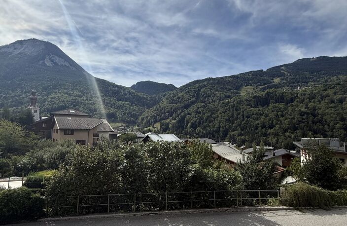 EXCLUSIVITÉ - MAISON SPACIEUSE AVEC VUE MONTAGNE À BOZEL — photo 5