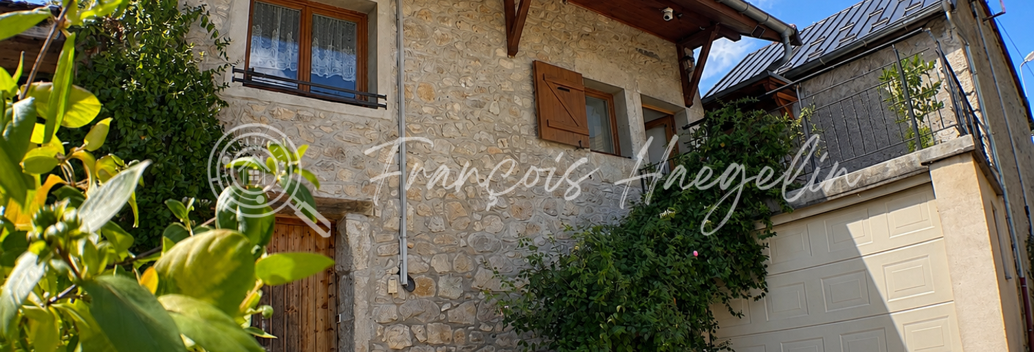 Maison 5 Pièces 96 m² à vendre à Anglefort (01350)
