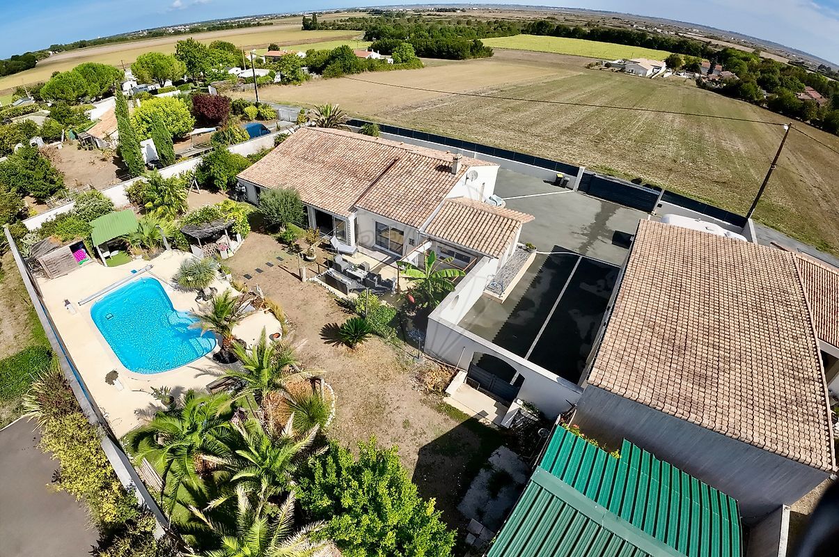 Villa / Maison  T5 à vendre Arvert 17530