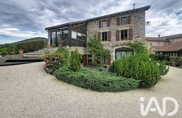 Vente Maison/villa 7 pièces — photo 2