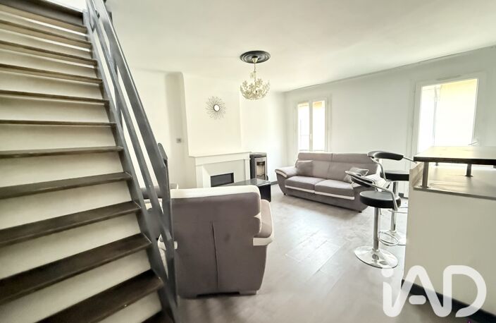 Location Appartement 3 pièces — photo 2