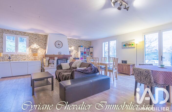 Vente Maison/villa 7 pièces — photo 2