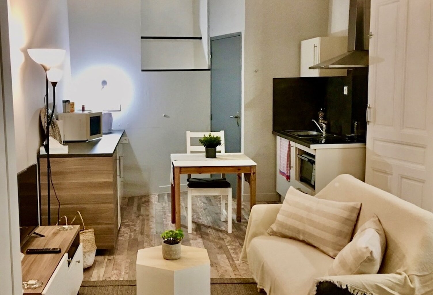 Vente Studio 1 pièce — photo 1