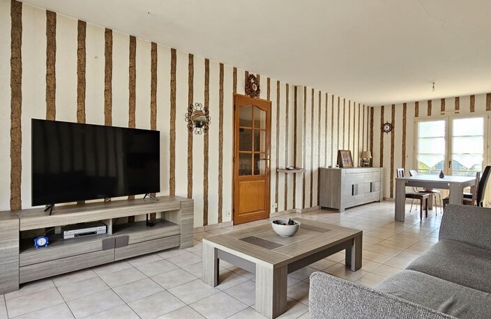 Vente Maison/villa 5 pièces — photo 2