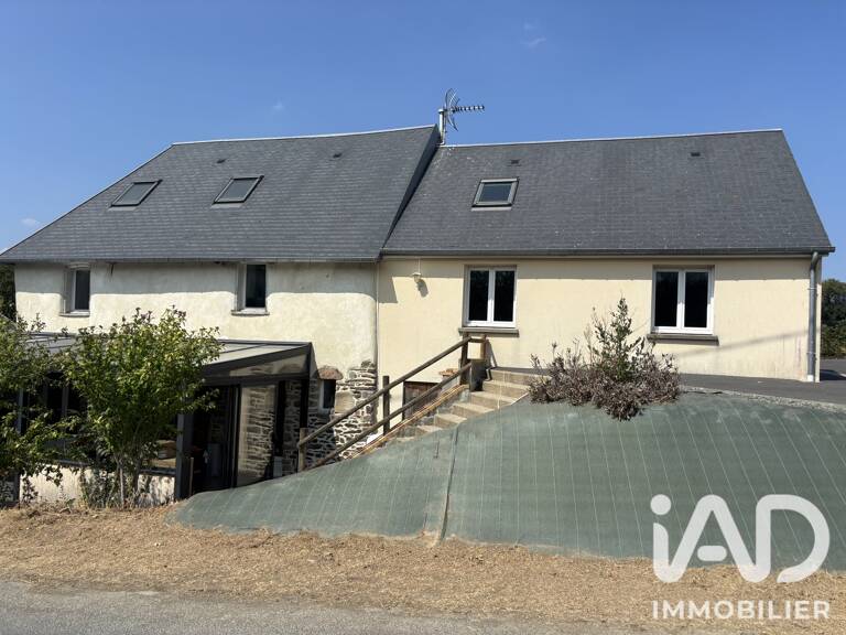 Vente Maison/villa 8 pièces — photo 1