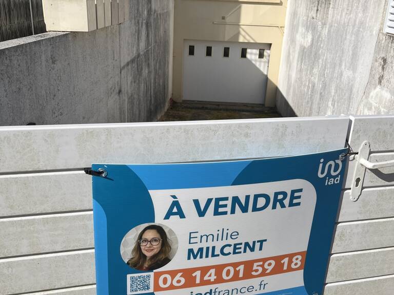 Vente Garage 40 m&sup2; — photo 1