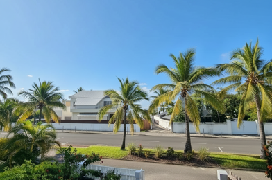 Maison 5 pièces 499700 €