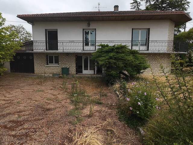Maison familiale proche commerces — photo du bien