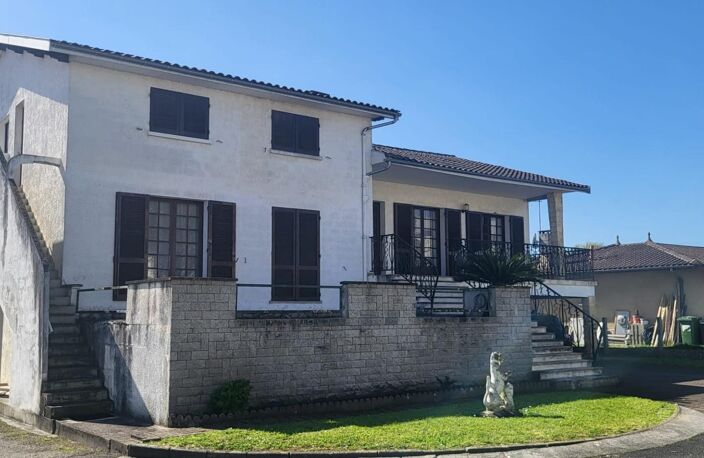 A proximité du Centre-Ville, Maison familiale et jardin — photo 5