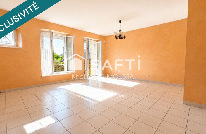 Maison rénovée  110 m²  3 chambres  Terrasse  Cave voûtée  Combles aménageables — photo 4