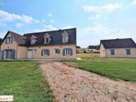 Une maison d'exception : pièce de vie de 50 m²,  3 suites + 3 chambres, dépendance — photo 3