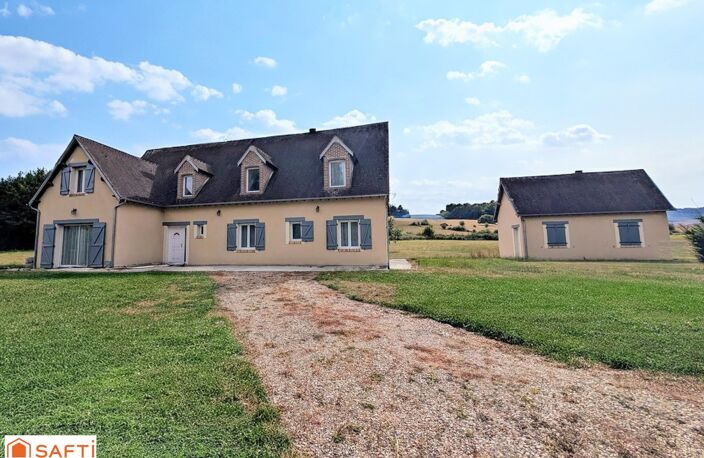 Une maison d'exception : pièce de vie de 50 m²,  3 suites + 3 chambres, dépendance — photo 3