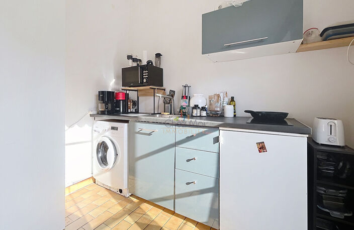 Studio Place Guichard - LYON 3 / Idéal investisseur - 24.89 m² - rénové — photo 4