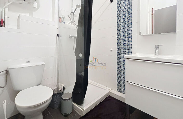 Studio Place Guichard - LYON 3 / Idéal investisseur - 24.89 m² - rénové — photo 5