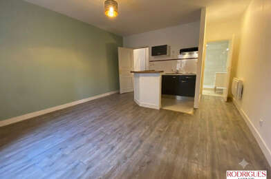 Appartement 1 pièces 81000 €