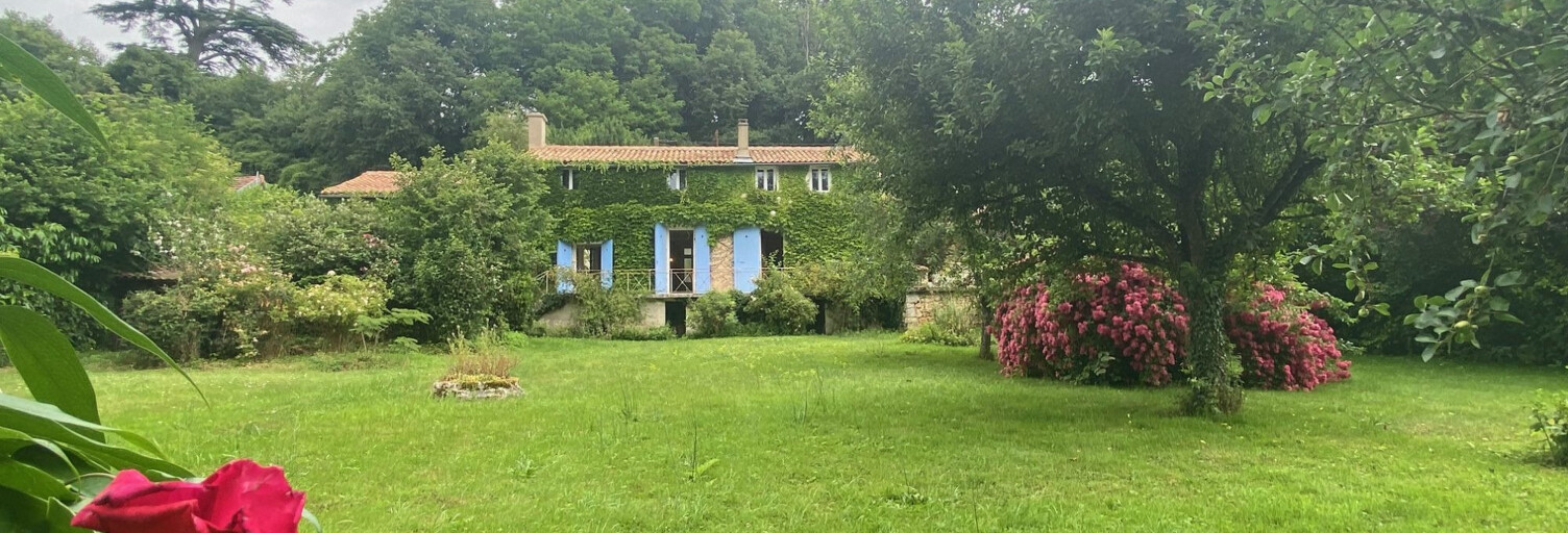 Maison 8 Pièces 208 m² à vendre à Boivre-la-Vallée (86470)