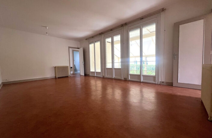 Maison type 4 de 101m² et 1398m² de terrain — photo 2