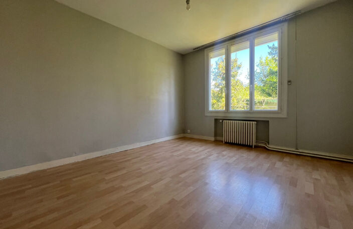 Maison type 4 de 101m² et 1398m² de terrain — photo 5