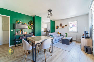 Appartement 3 pièces 243800 €