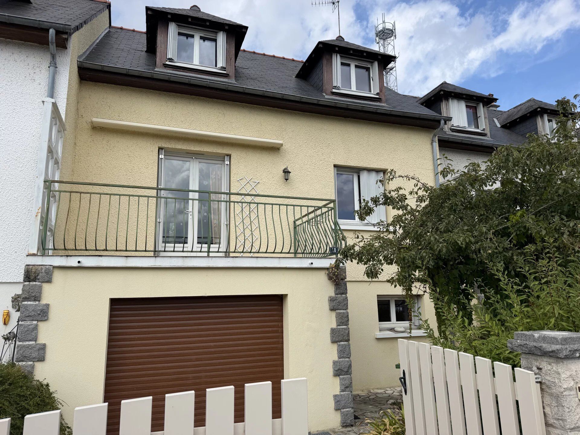Maison 5 pièces 117 m² · à La Chartre-sur-le-Loir · 117 m² · 128 000 €