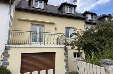 Maison familiale 5 pièces avec jardin, véranda et garage — photo du bien