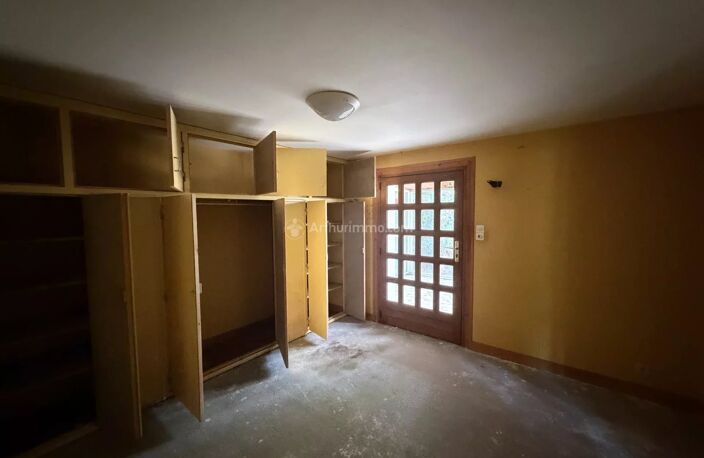 Maison familiale 5 pièces avec jardin, véranda et garage — photo 5