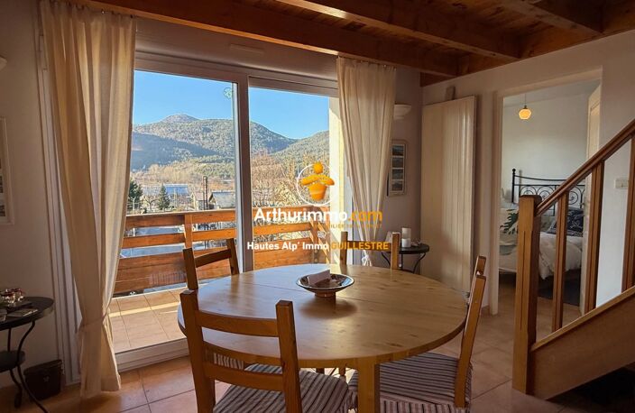 Appartement T4 Duplex 88 m² – 3 chambres – Balcon Sud – Garage – Mezzanine — photo 2