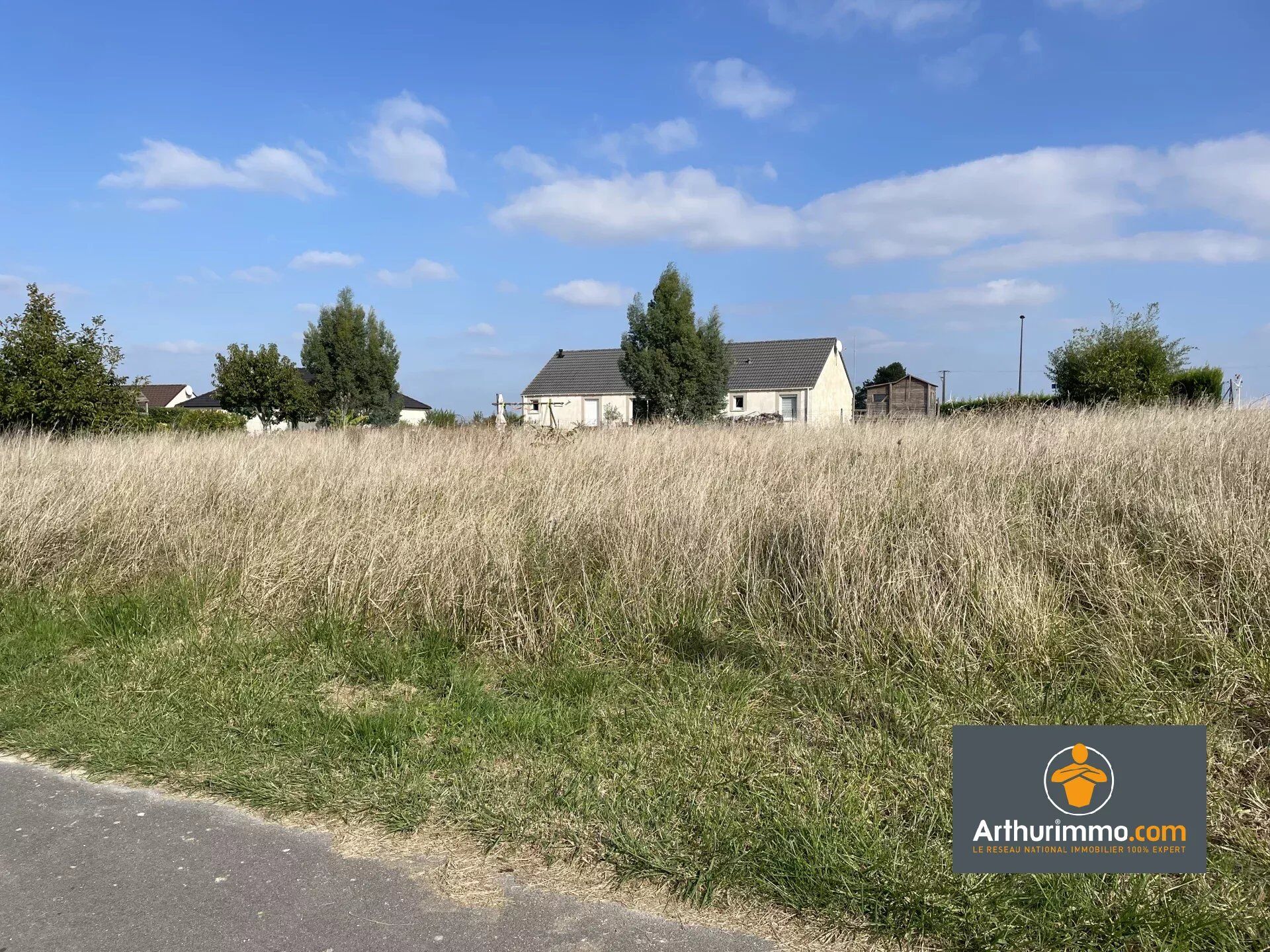 Vente Terrain 1350 m2 à Saint-Loup-en-Champagne · 65 000 €