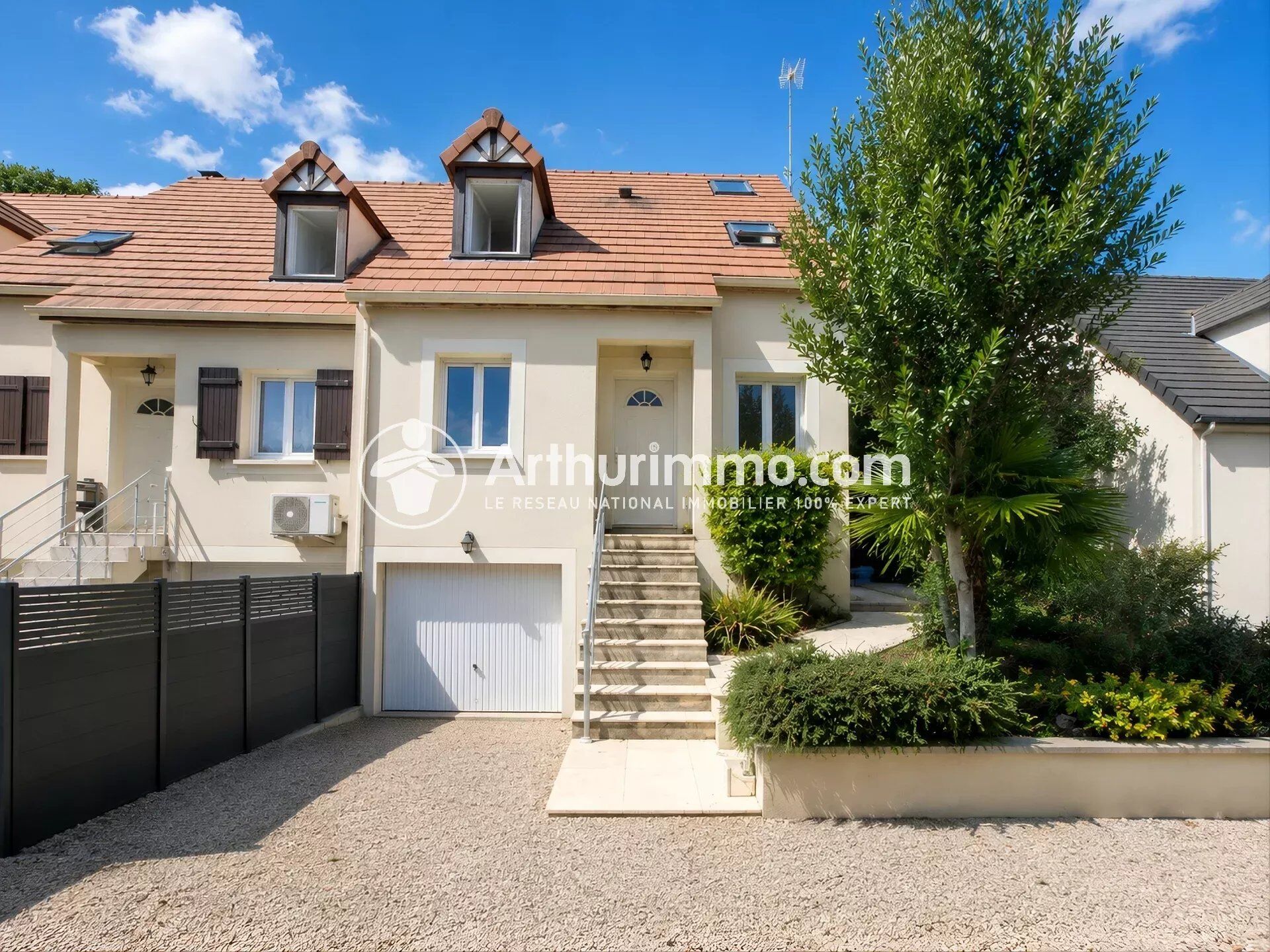 Maison 5 pièces 77 m² · à Corbeil-Essonnes · 77 m² · 1 500 €/mois