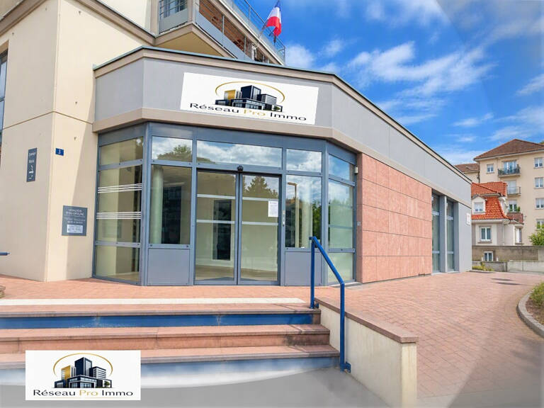 Bureaux de 325 m2 avec parking sur axe principal à Colmar (6 — photo 1