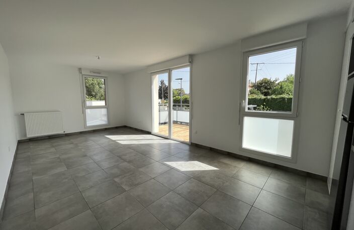 Location appartement 3 pièces 63 m² à Eaunes (31600) — photo 2