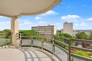 Appartement 3 pièces 1090 €