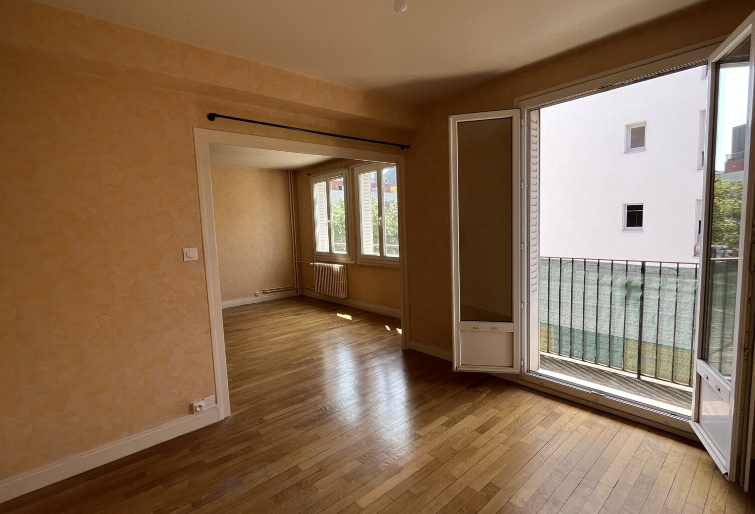 DRAPEAU - GRAND T4 LUMINEUX — photo 1