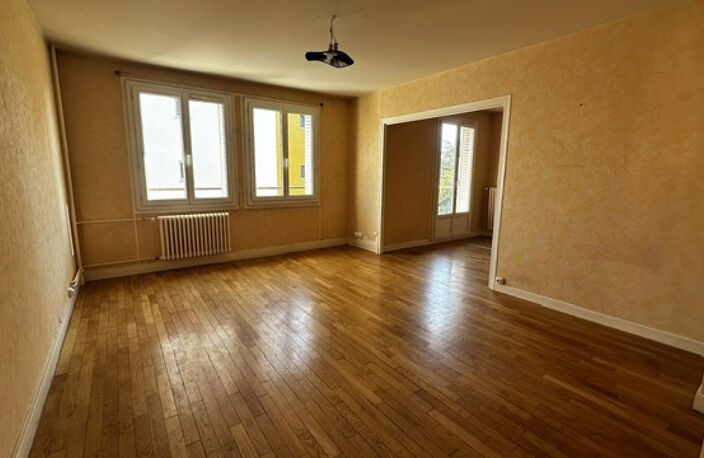 DRAPEAU - GRAND T4 LUMINEUX — photo 3