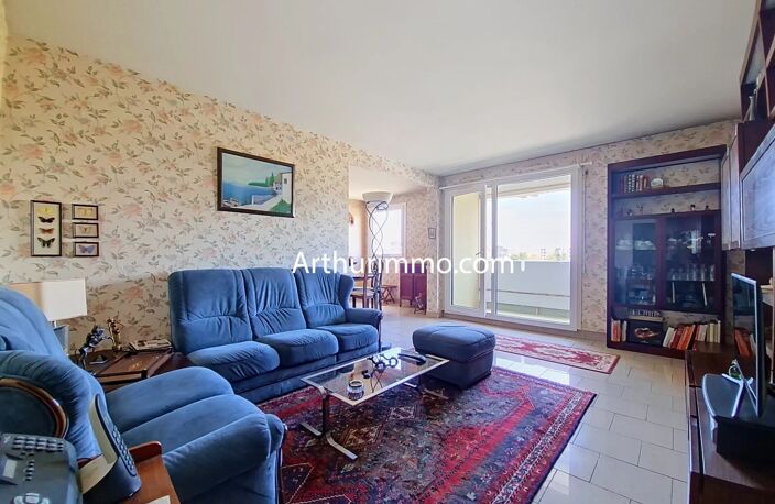 F3 de 81 m² avec double séjour, balcon, parking et cave – Boissy-Saint-Léger — photo 2