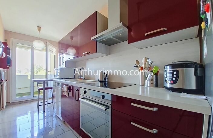 F3 de 81 m² avec double séjour, balcon, parking et cave – Boissy-Saint-Léger — photo 5
