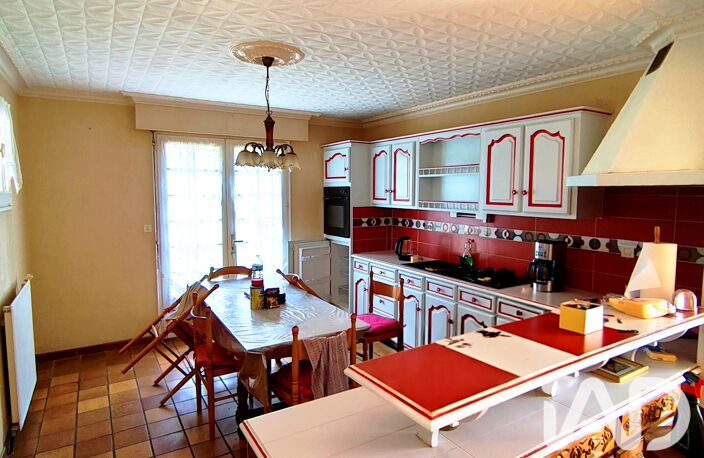 Vente Maison traditionnelle 7 pièces — photo 4
