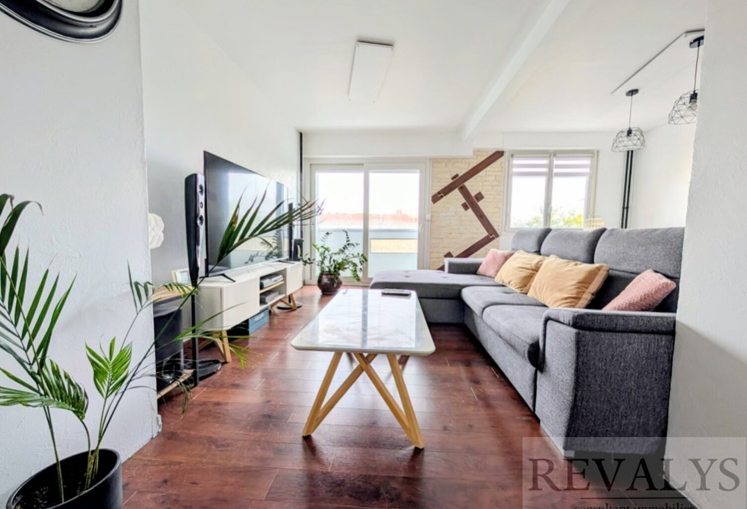Appartement — photo 1