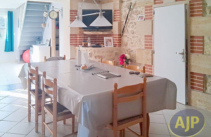 Maison  à Vertheuil — photo 2
