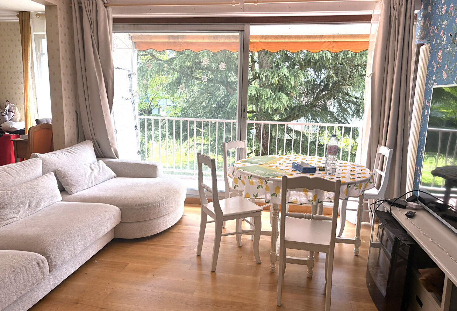 Appartement  87 m²  cave parking — photo 1