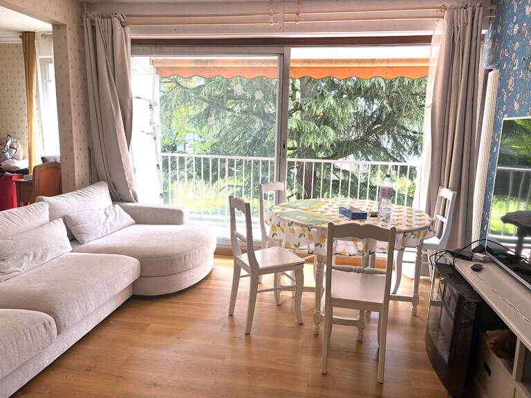 Appartement  87 m²  cave parking — photo 1