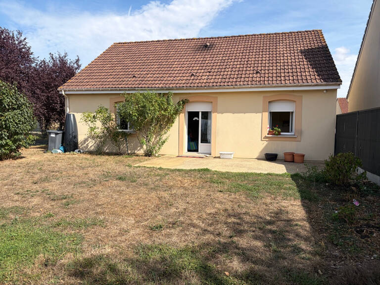 Maison 3 pièces Gravigny 72,92 m² avec garage — photo 1