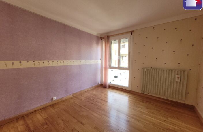 Location appartement 3 pièces 79 m² à Foix (09000) — photo 4
